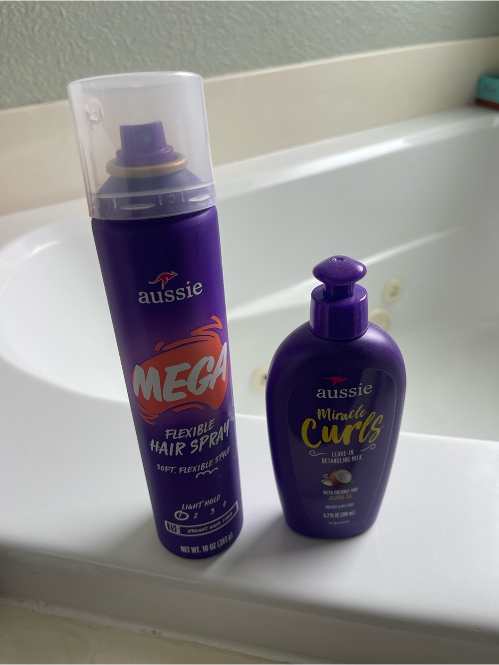 Aussie Mega Flexible Hair Spray & Miracle Curls Leave-In Milk - Purple Duo